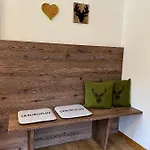 Gaestehaus Und Egglerlehen 4*