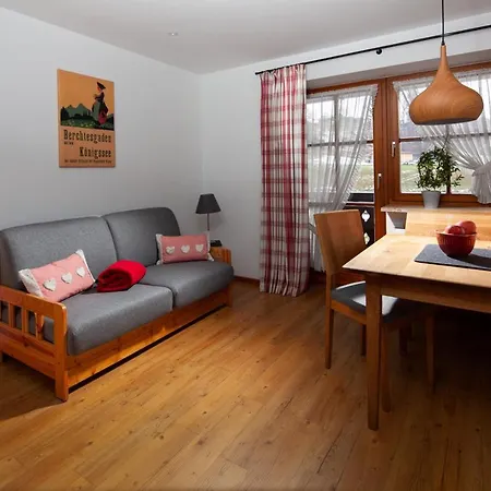 Gaestehaus Und Egglerlehen Guest house