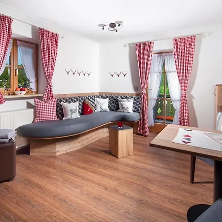 Gasthof Und Egglerlehen 4*